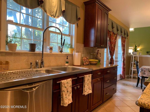 163 Sharon Station Road, Robbinsville, NJ 08691