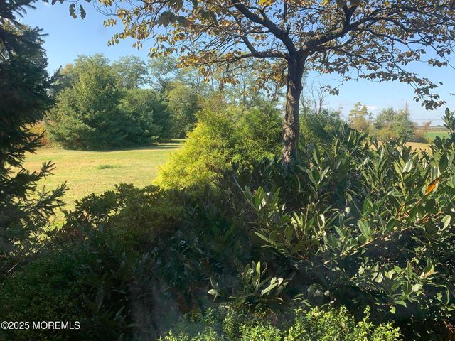 163 Sharon Station Road, Robbinsville, NJ 08691