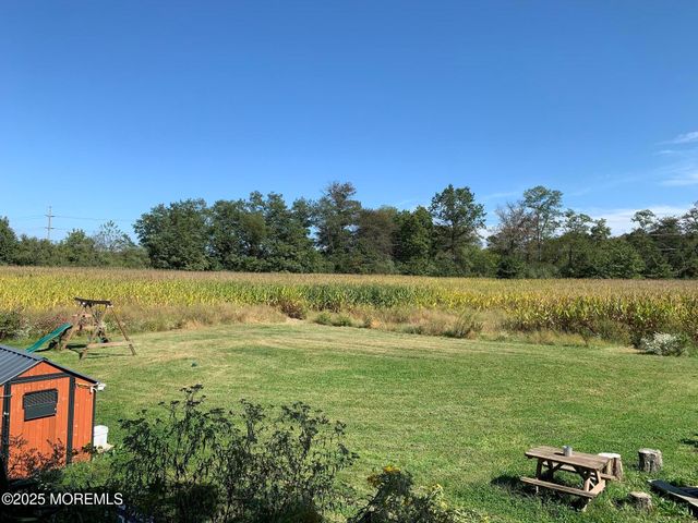 163 Sharon Station Road, Robbinsville, NJ 08691