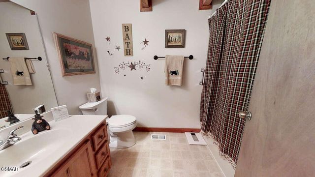 1529 Hidden Circle, Sevierville, TN 37876