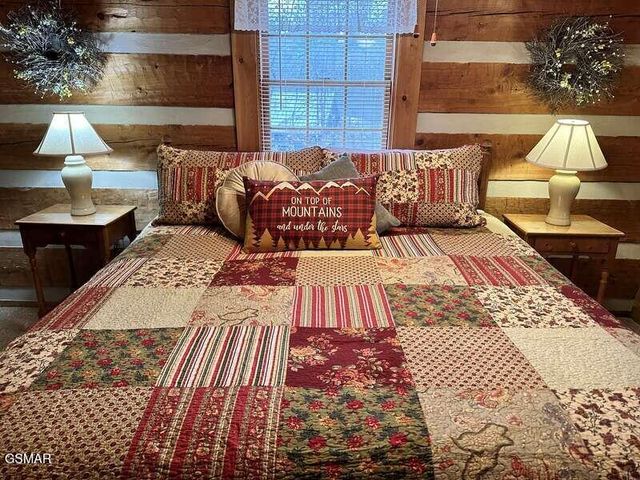 1529 Hidden Circle, Sevierville, TN 37876