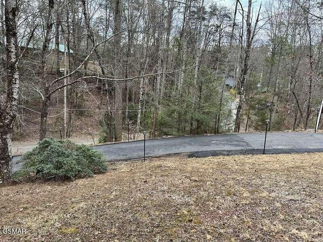 1529 Hidden Circle, Sevierville, TN 37876