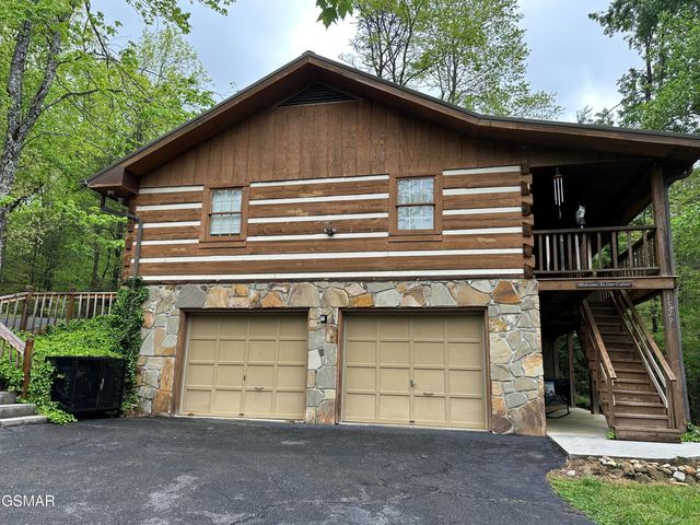 1529 Hidden Circle, Sevierville, TN 37876