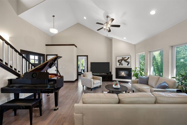 2856 Ash Street, Coralville, IA 52241