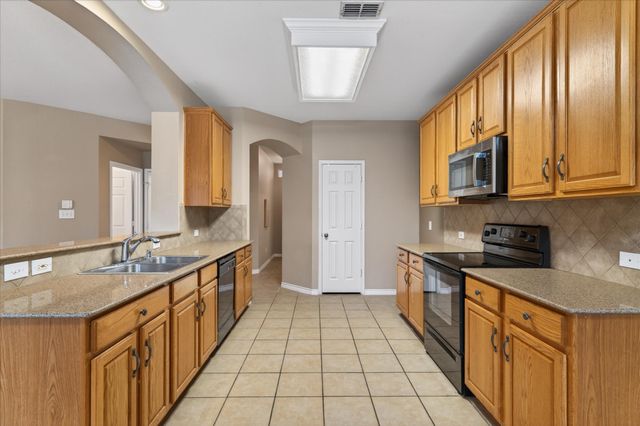 1014 Rockton Drive, Wylie, TX 75098