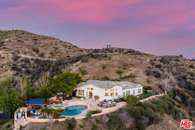 33310 Hassted Drive, Malibu, CA 90265