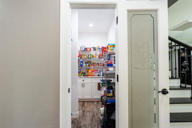 501 N Fairway Loop, Coldspring, TX 77331