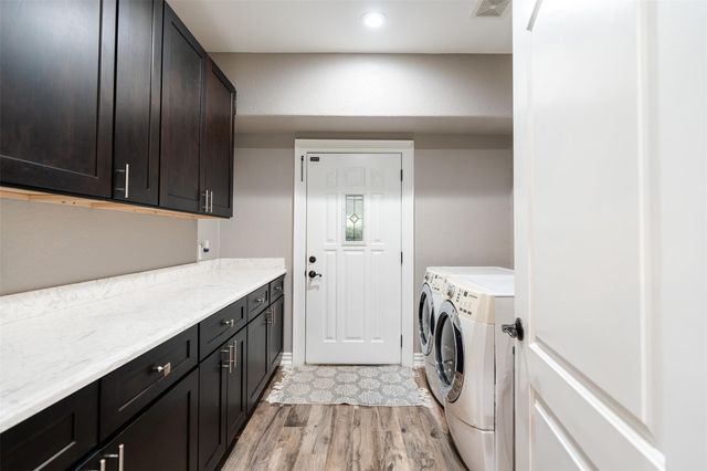 501 N Fairway Loop, Coldspring, TX 77331