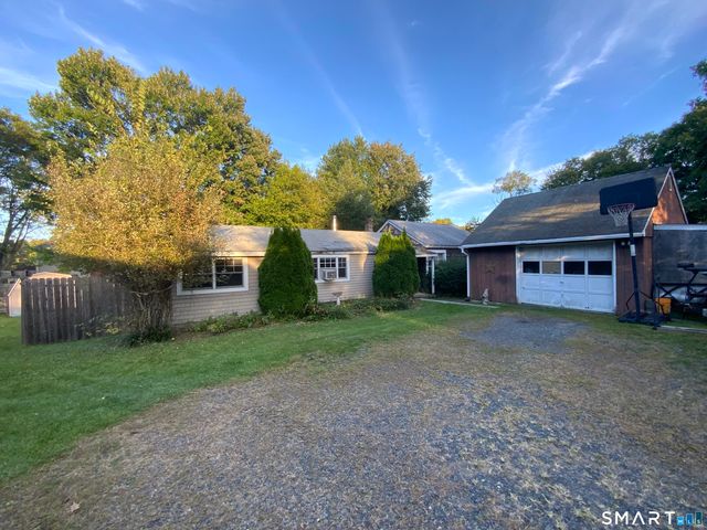 32 Depalma Lane, Danbury, CT 06811