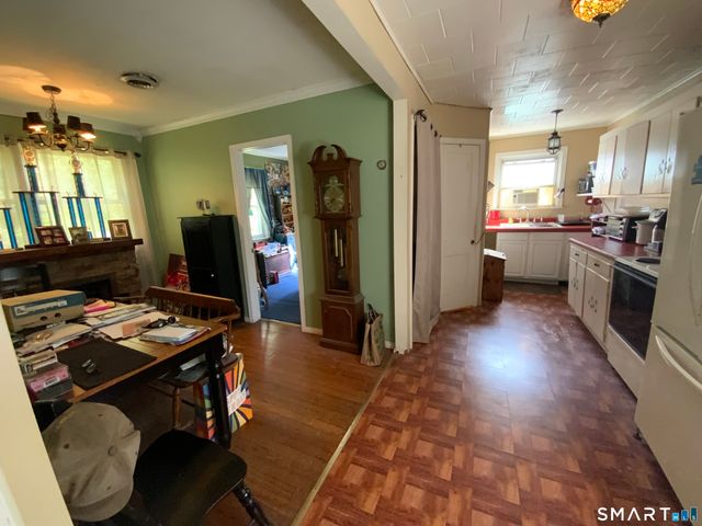 32 Depalma Lane, Danbury, CT 06811