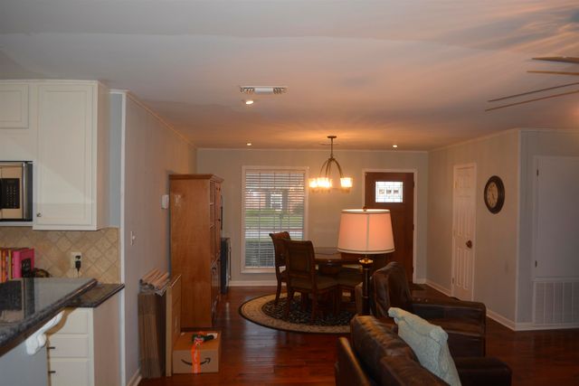 205 South Moss Drive, Houma, LA 70360