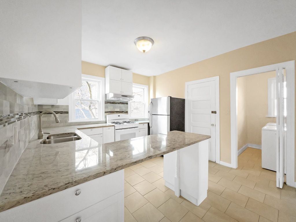 24 Montvale Street 2, Boston, MA 02131