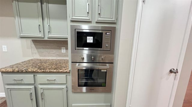 12318 Ashling Drive, Houston, TX 77477