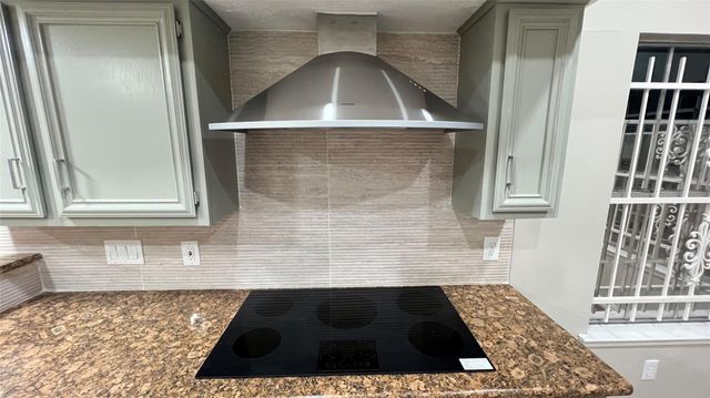 12318 Ashling Drive, Houston, TX 77477