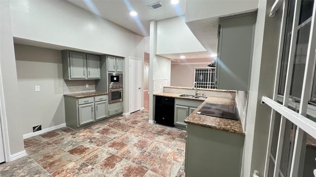 12318 Ashling Drive, Houston, TX 77477