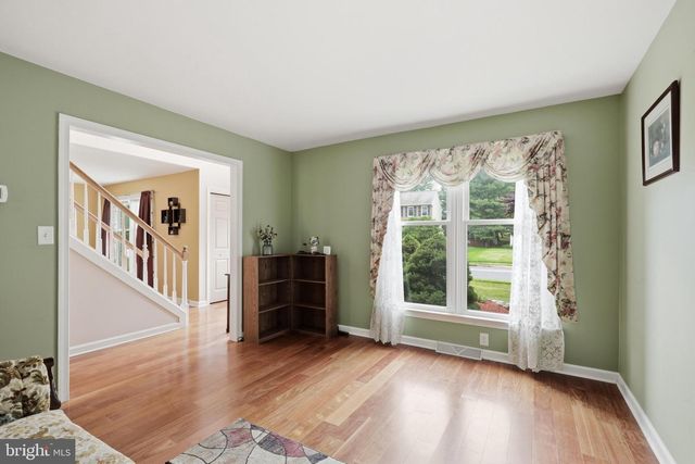 3133 WINDON AVE, Lancaster, PA 17603