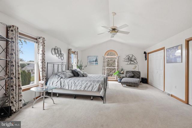 3133 WINDON AVE, Lancaster, PA 17603