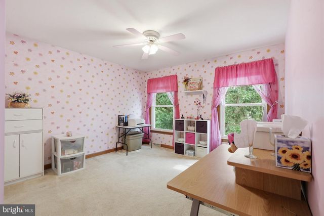 3133 WINDON AVE, Lancaster, PA 17603