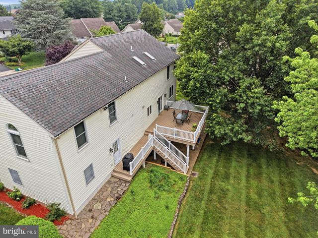3133 WINDON AVE, Lancaster, PA 17603