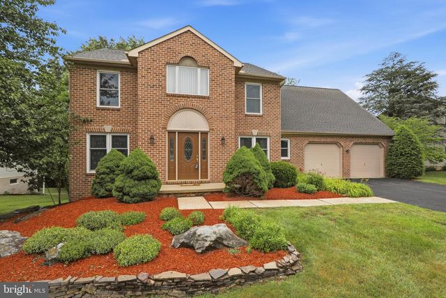 3133 WINDON AVE, Lancaster, PA 17603