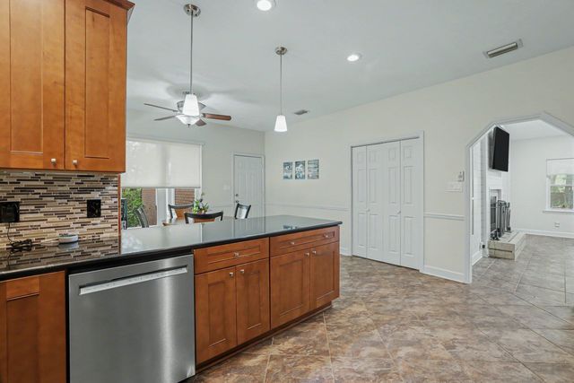 8124 Blue Quill Trail, Tallahassee, FL 32312