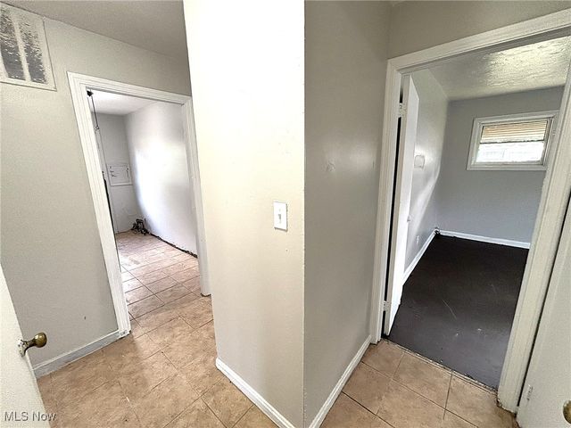 12510 Summerland Avenue, Cleveland, OH 44111