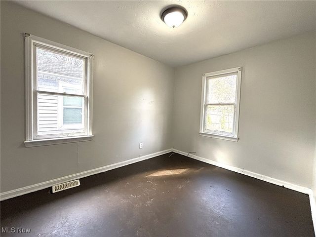 12510 Summerland Avenue, Cleveland, OH 44111