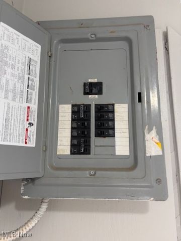 12510 Summerland Avenue, Cleveland, OH 44111