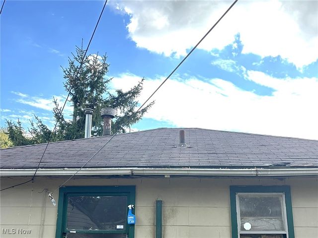 12510 Summerland Avenue, Cleveland, OH 44111