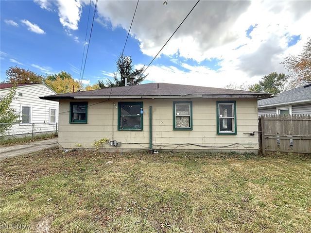 12510 Summerland Avenue, Cleveland, OH 44111