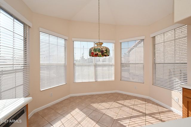 5730 E GELDING Drive, Scottsdale, AZ 85254