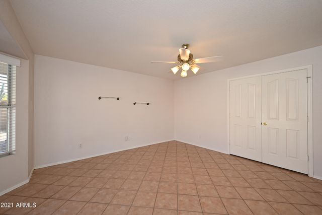 5730 E GELDING Drive, Scottsdale, AZ 85254