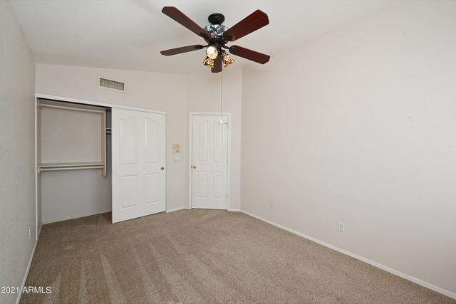 5730 E GELDING Drive, Scottsdale, AZ 85254