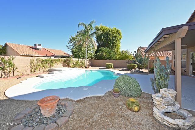 5730 E GELDING Drive, Scottsdale, AZ 85254