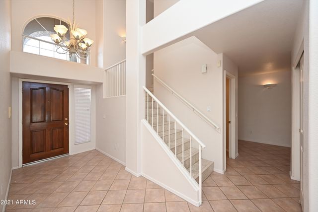 5730 E GELDING Drive, Scottsdale, AZ 85254