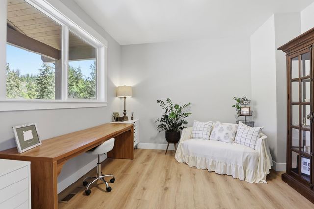 6645 Blue Ridge Way, Deer Park, WA 99006