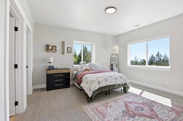 6645 Blue Ridge Way, Deer Park, WA 99006