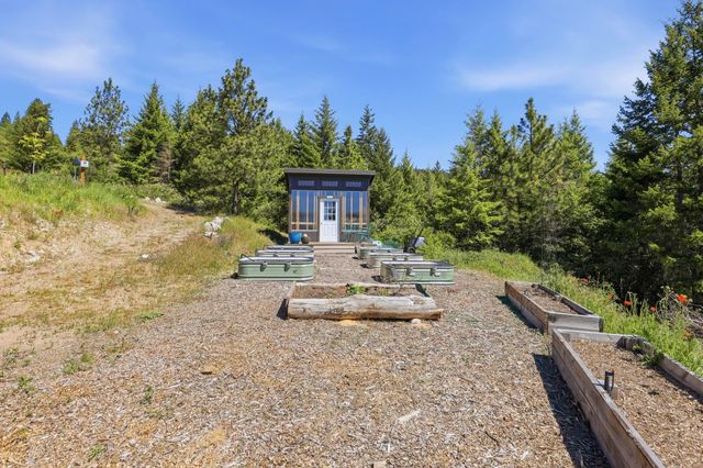 6645 Blue Ridge Way, Deer Park, WA 99006