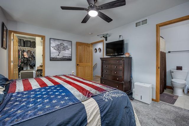 2516 LEOPOLD Way, Sun Prairie, WI 53590