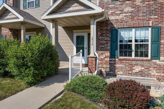2516 LEOPOLD Way, Sun Prairie, WI 53590
