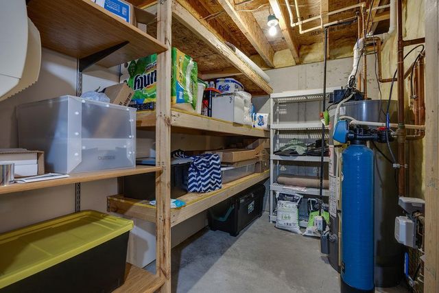 2516 LEOPOLD Way, Sun Prairie, WI 53590