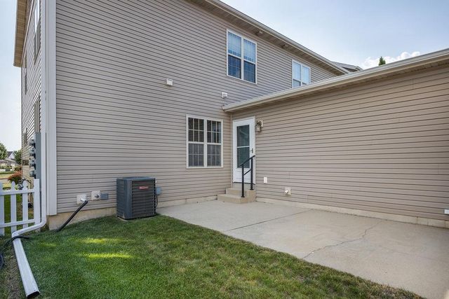 2516 LEOPOLD Way, Sun Prairie, WI 53590