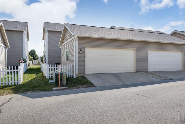 2516 LEOPOLD Way, Sun Prairie, WI 53590