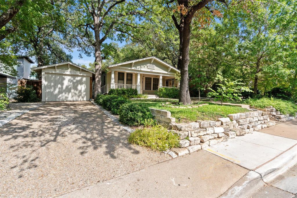 1800 Waterston Ave, Austin, TX 78703