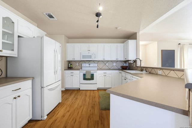 2108 STONECREST PATH, New Braunfels, TX 78130