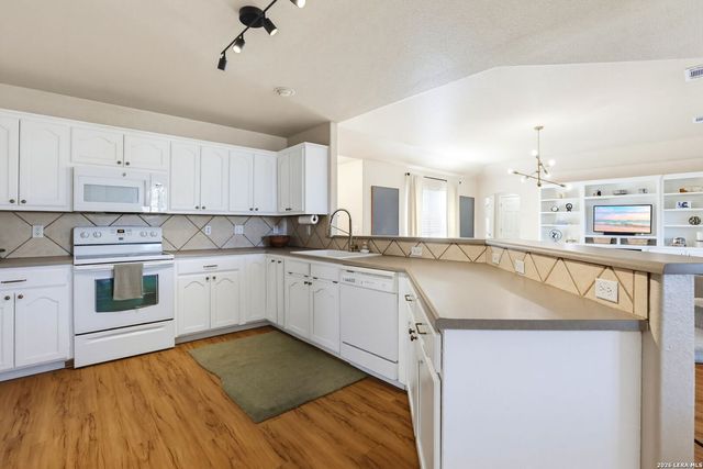 2108 STONECREST PATH, New Braunfels, TX 78130