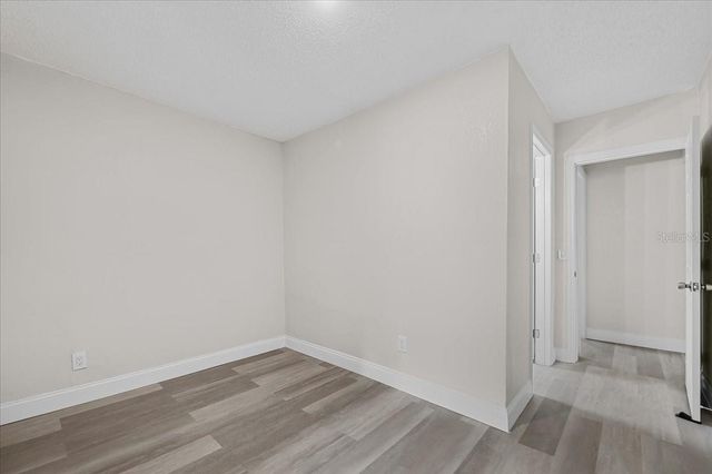 1906 E IDA STREET, Tampa, FL 33610