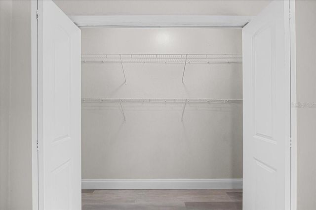 1906 E IDA STREET, Tampa, FL 33610