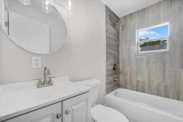 1906 E IDA STREET, Tampa, FL 33610