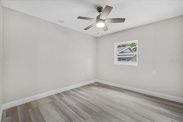 1906 E IDA STREET, Tampa, FL 33610